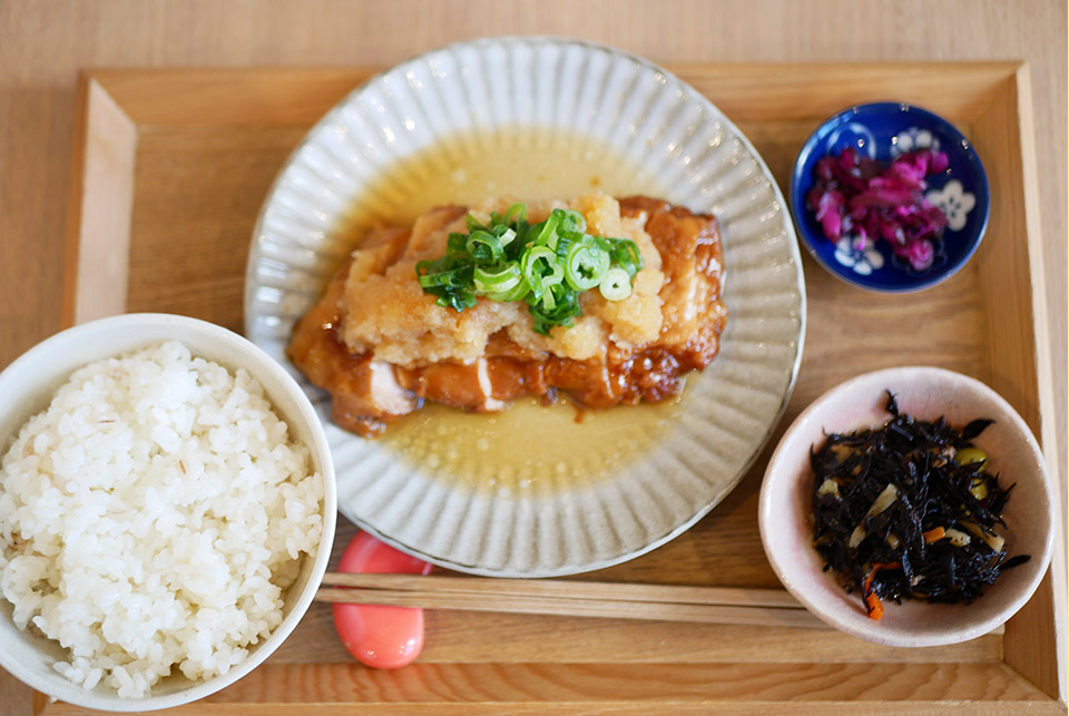 さっぱりおろしの鶏ももみぞれ煮